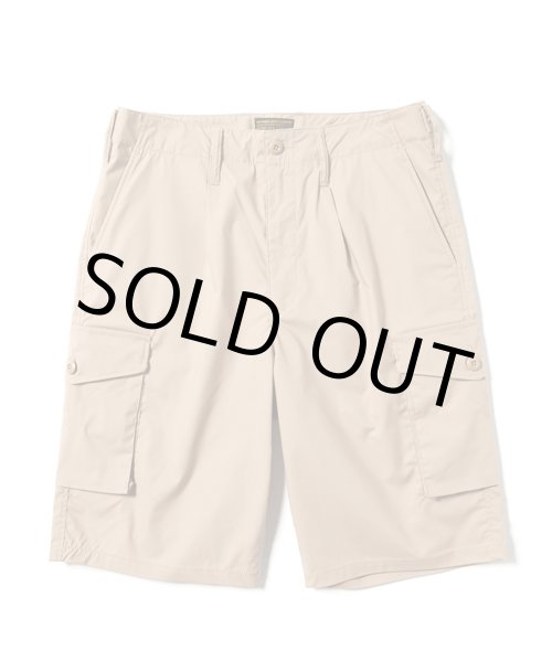 khaki green cargo shorts